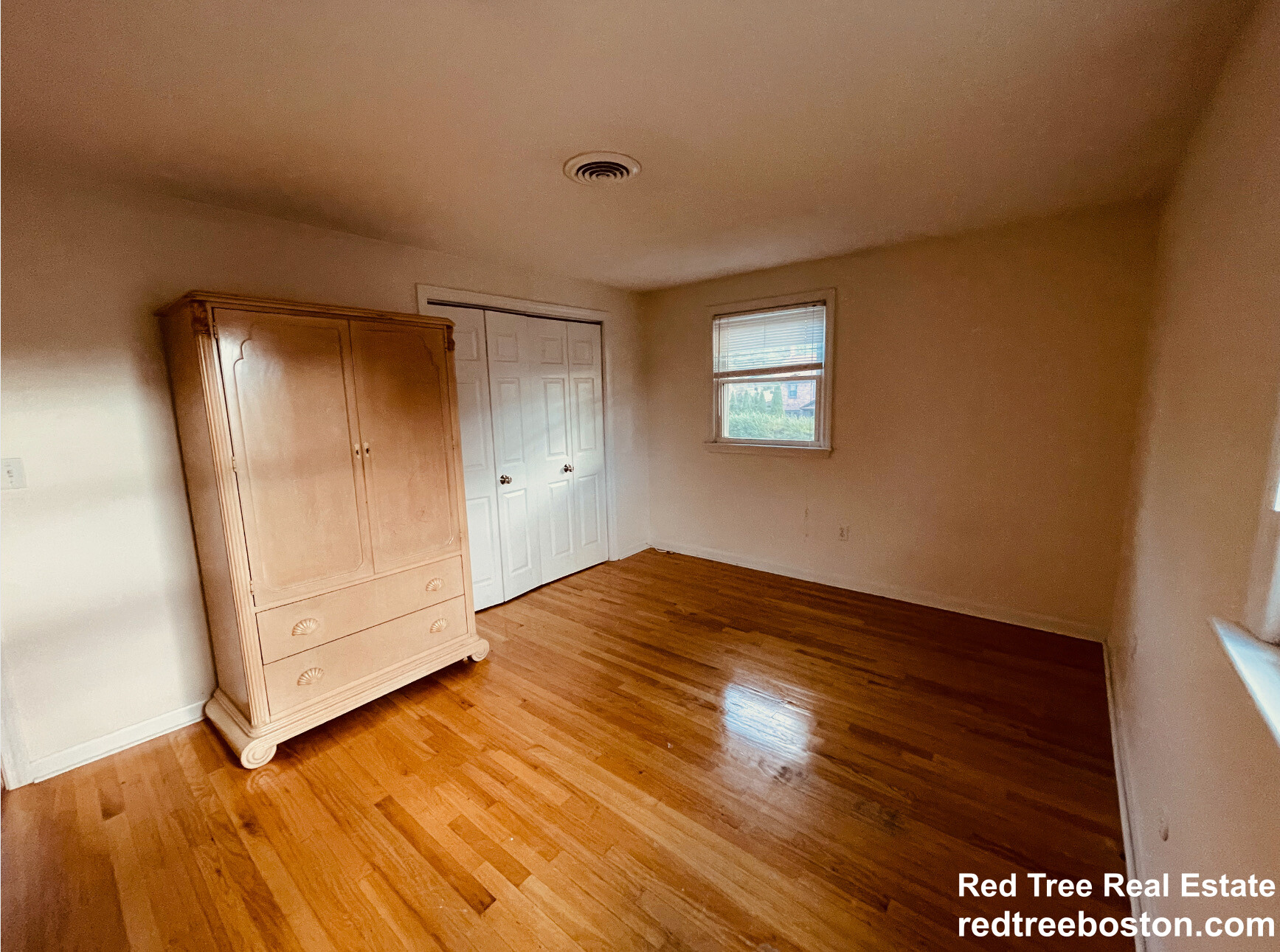 3 bed, 1.5 bath apartment for rent at 41 Boylston Rd, Newton Highlands