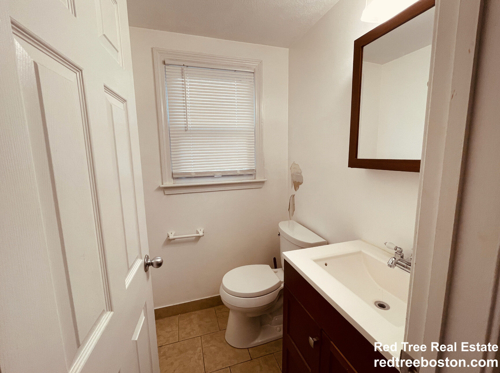 3 bed, 1.5 bath apartment for rent at 41 Boylston Rd, Newton Highlands — photo 12 of 16