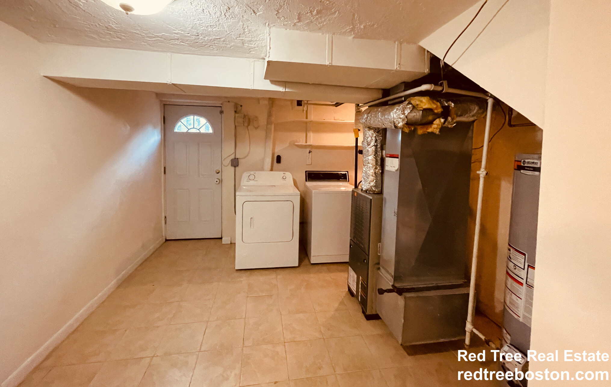 3 bed, 1.5 bath apartment for rent at 41 Boylston Rd, Newton Highlands — photo 16 of 16