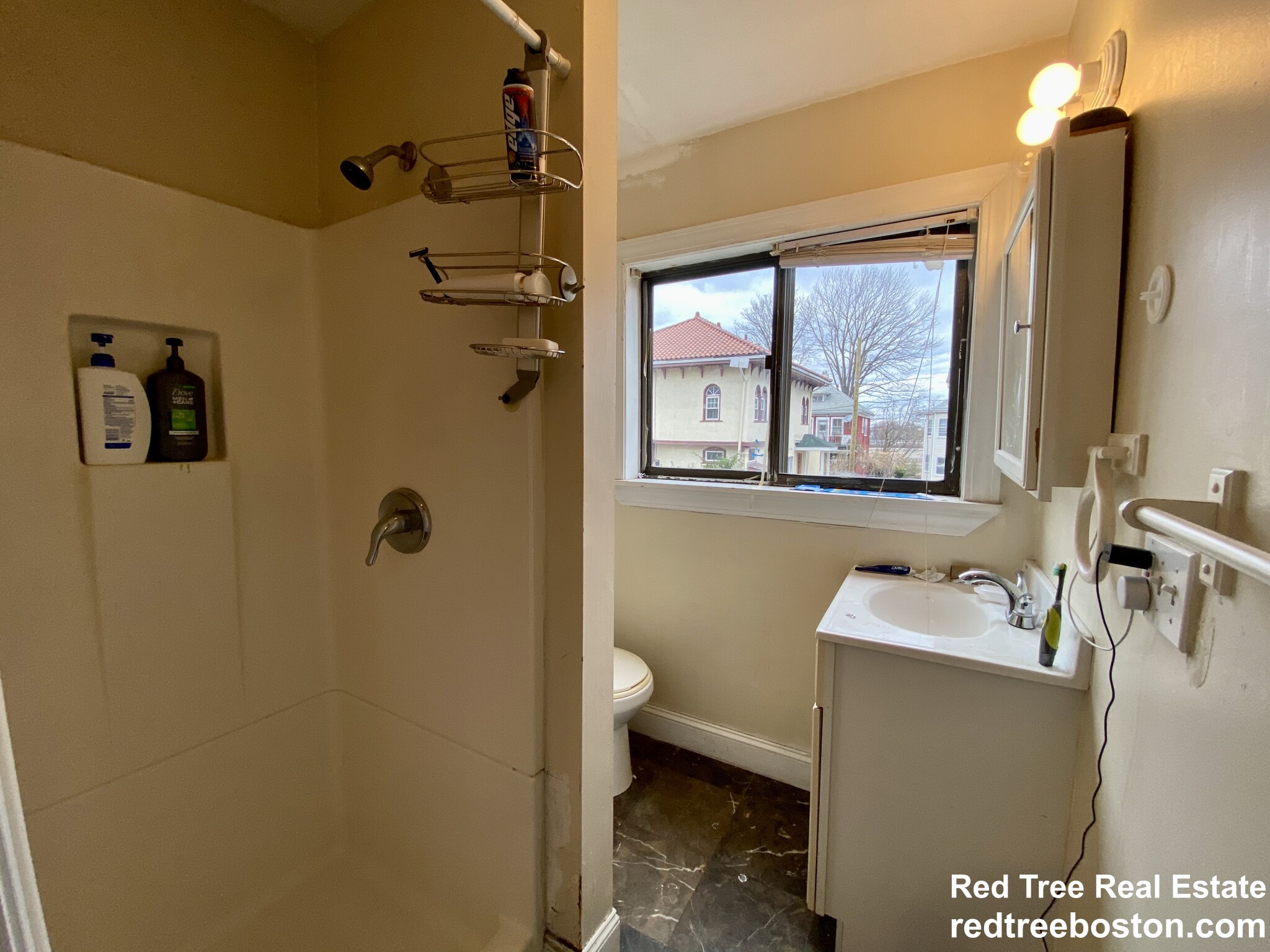 74 Ashford St, Allston