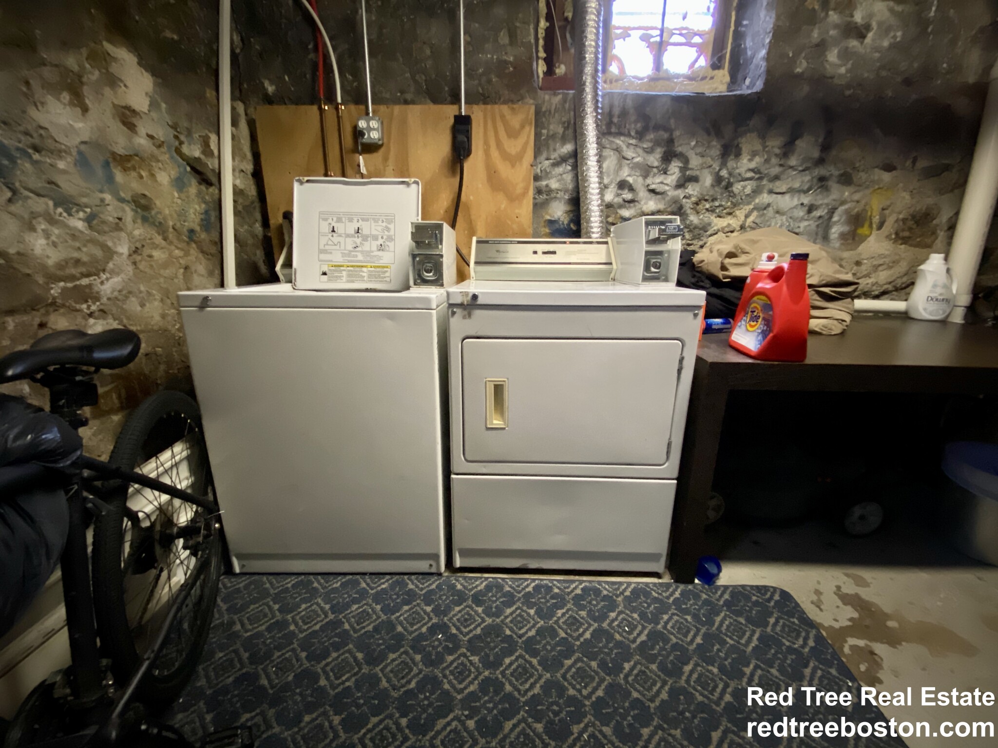 74 Ashford St, Allston