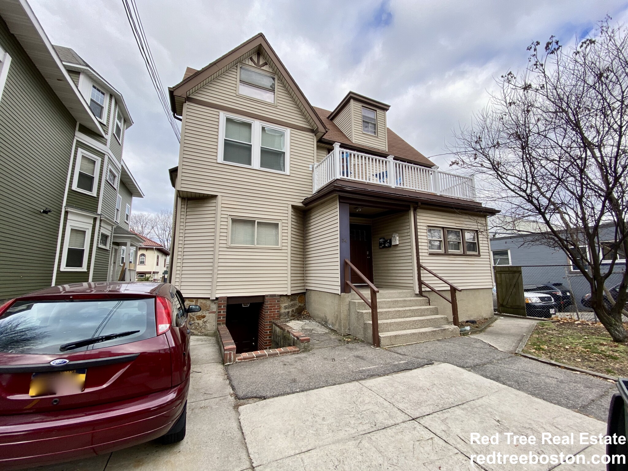 74 Ashford St, Allston