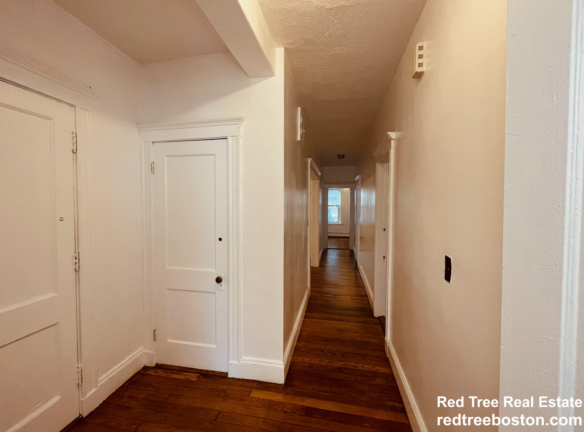 3 bed, 1 bath apartment for rent at 47 Strathmore Rd Unit 1, Brighton — photo 8 of 10