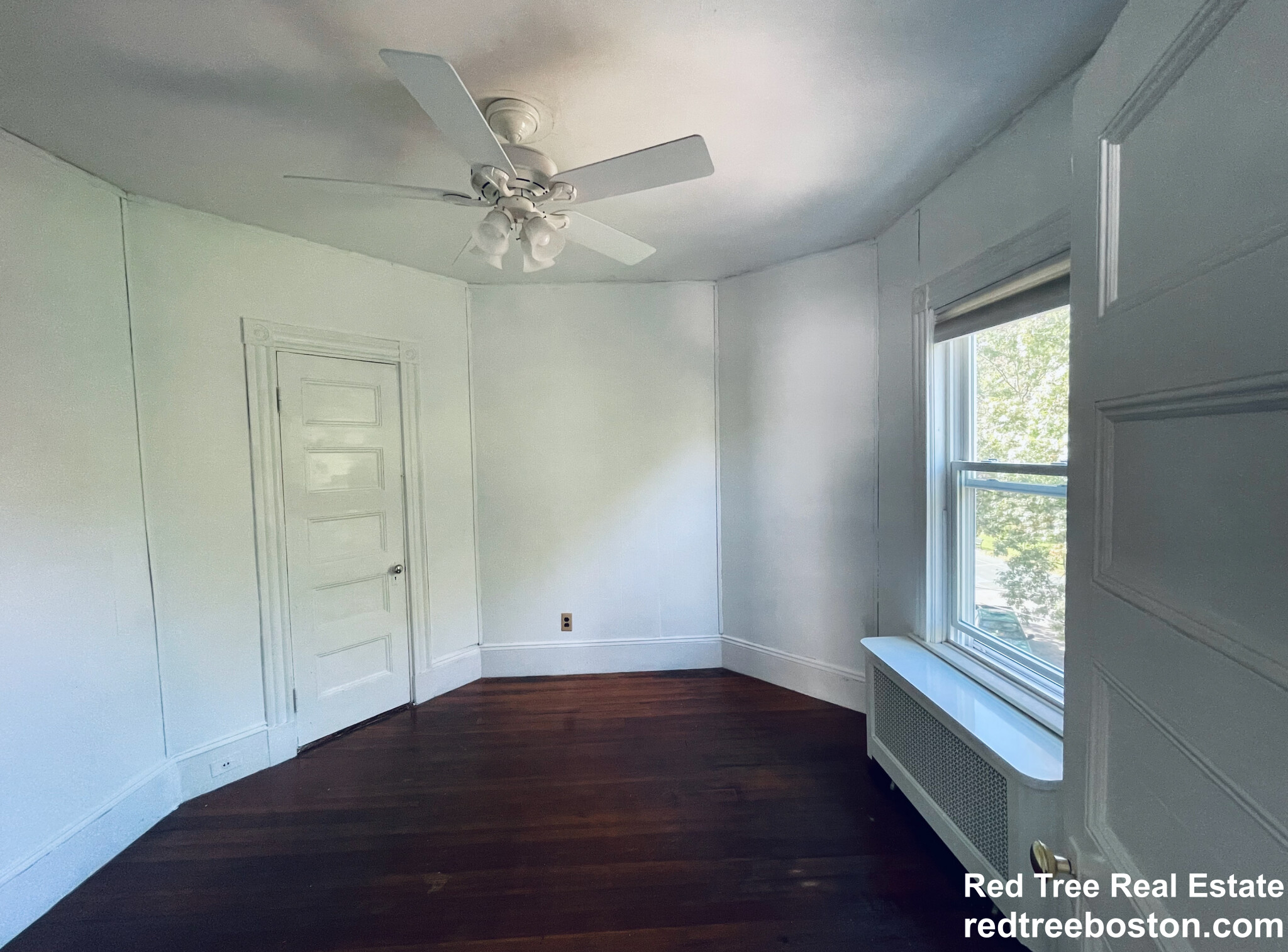2 bed, 1 bath apartment for rent at 12-14 Edwin St Unit 3, Brookline — photo 8 of 13