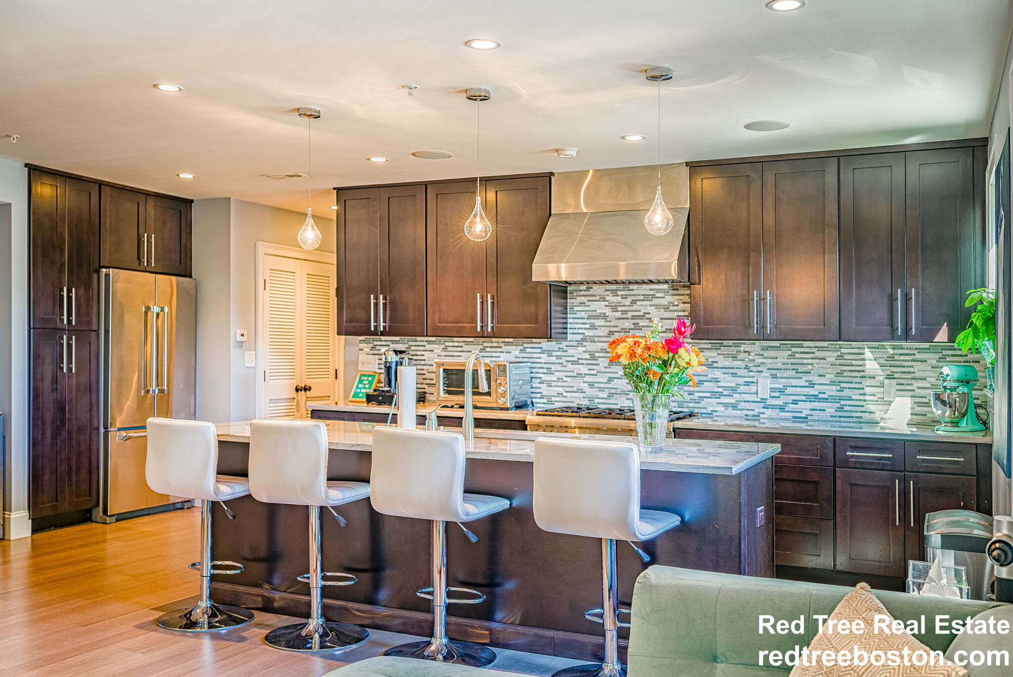 215 Athens St, South Boston