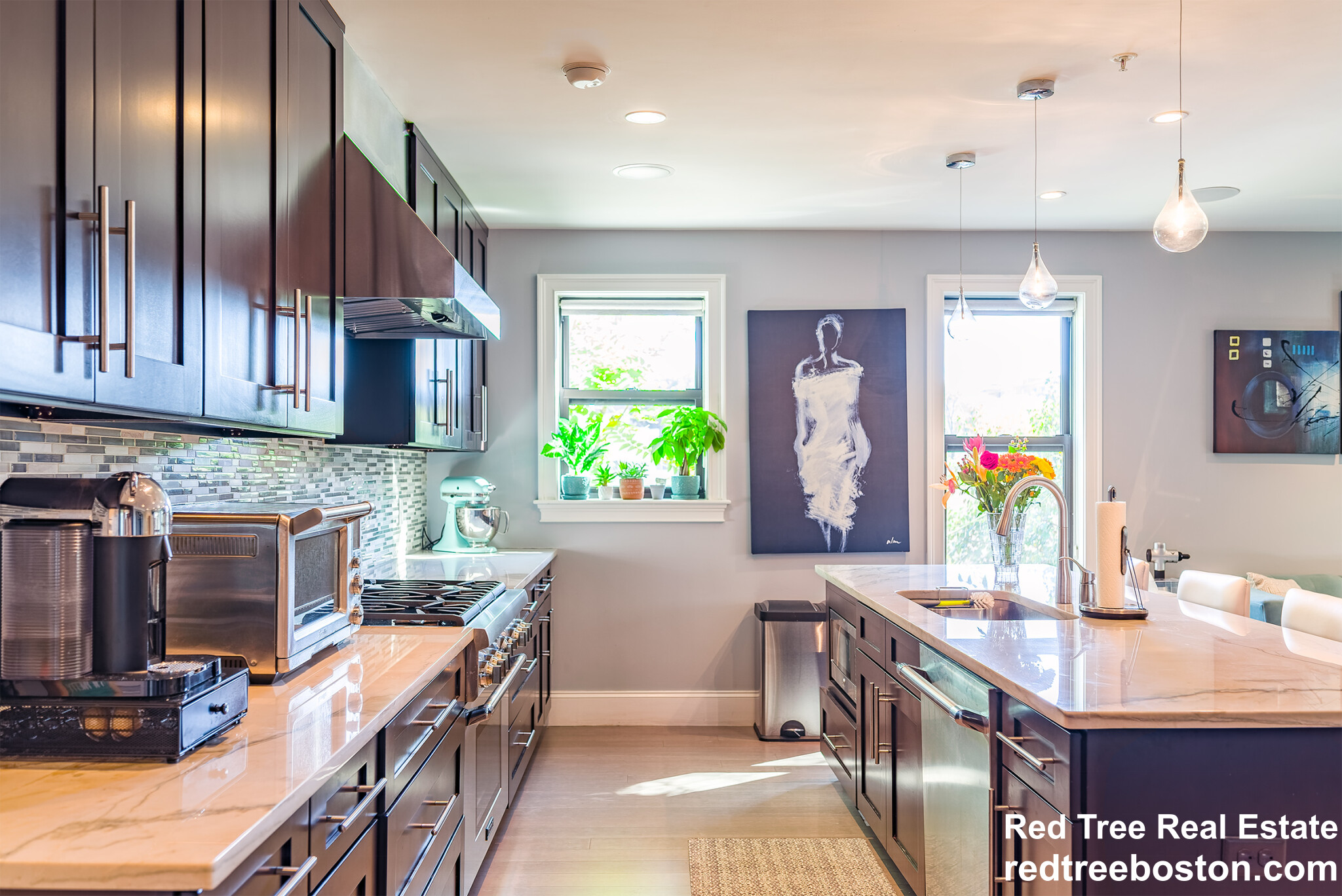 215 Athens St, South Boston