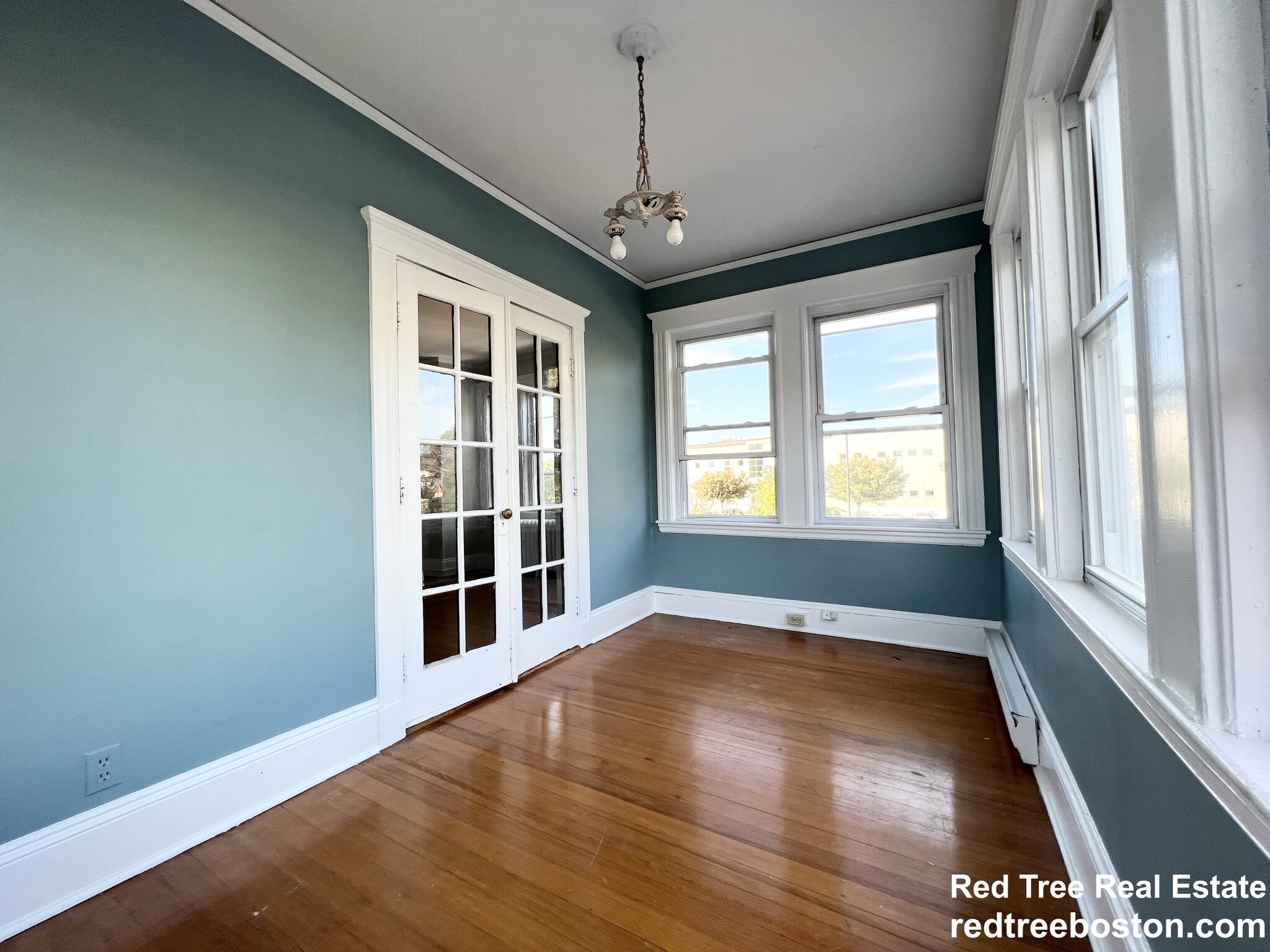 10 Perkins St, Jamaica Plain