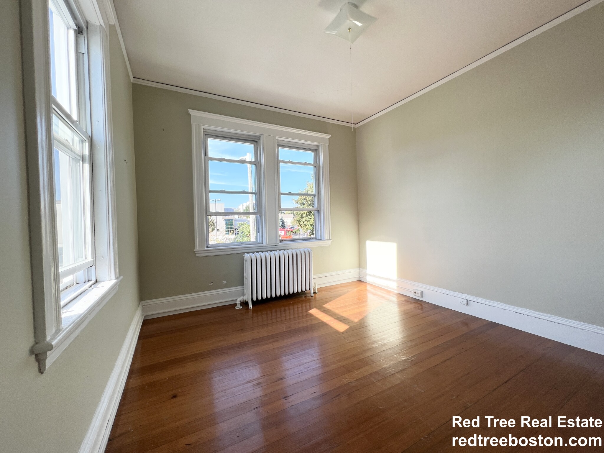 10 Perkins St, Jamaica Plain