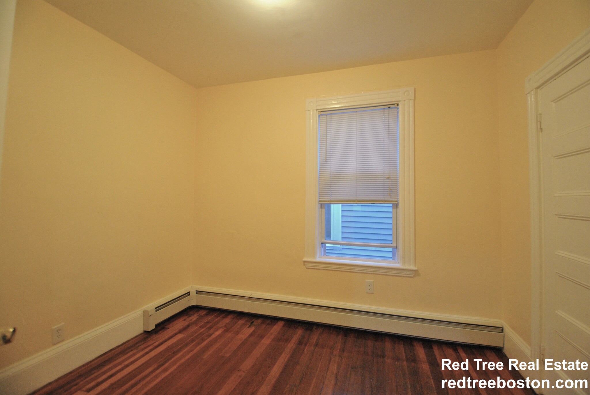 3 bed, 2 bath apartment for rent at 11 Raven St Unit 3, Dorchester — photo 12 of 17