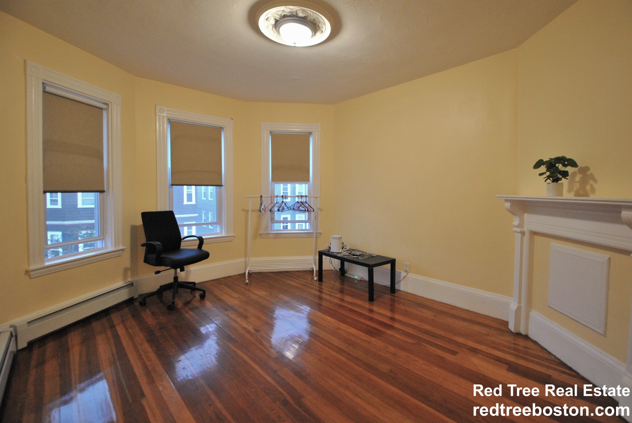 3 bed, 2 bath apartment for rent at 11 Raven St Unit 3, Dorchester — photo 4 of 17