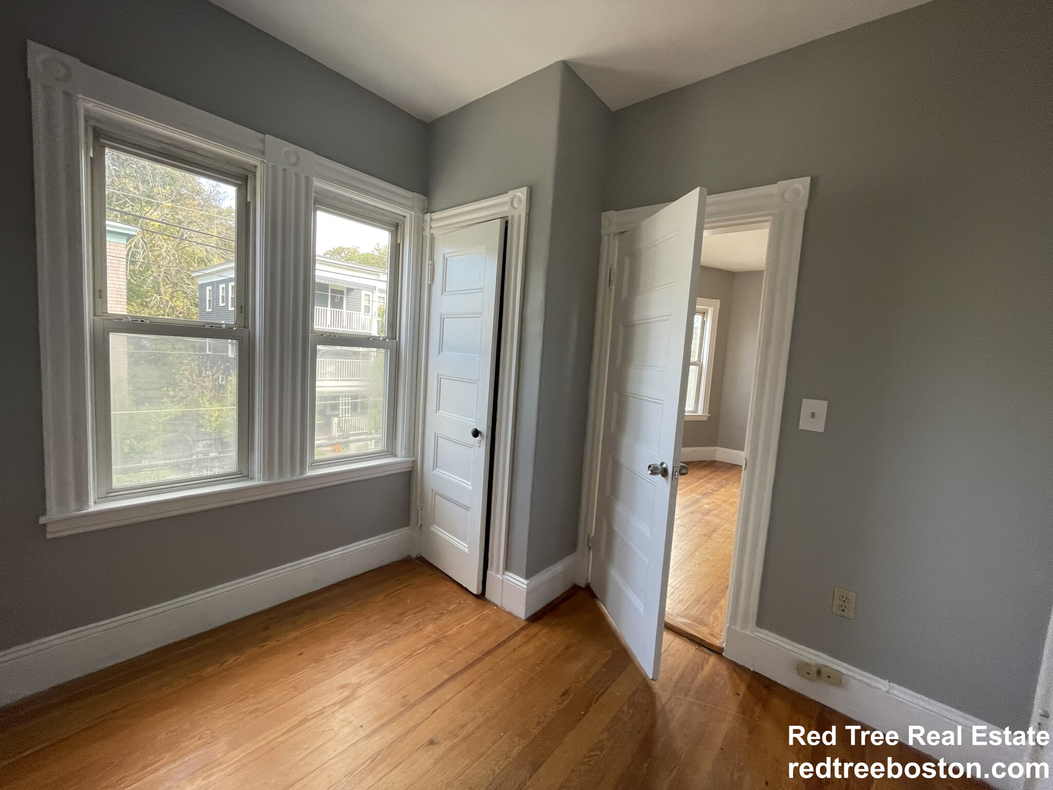 2 bed, 1 bath apartment for rent at 121 Williams St Unit 2, Jamaica Plain — photo 3 of 10