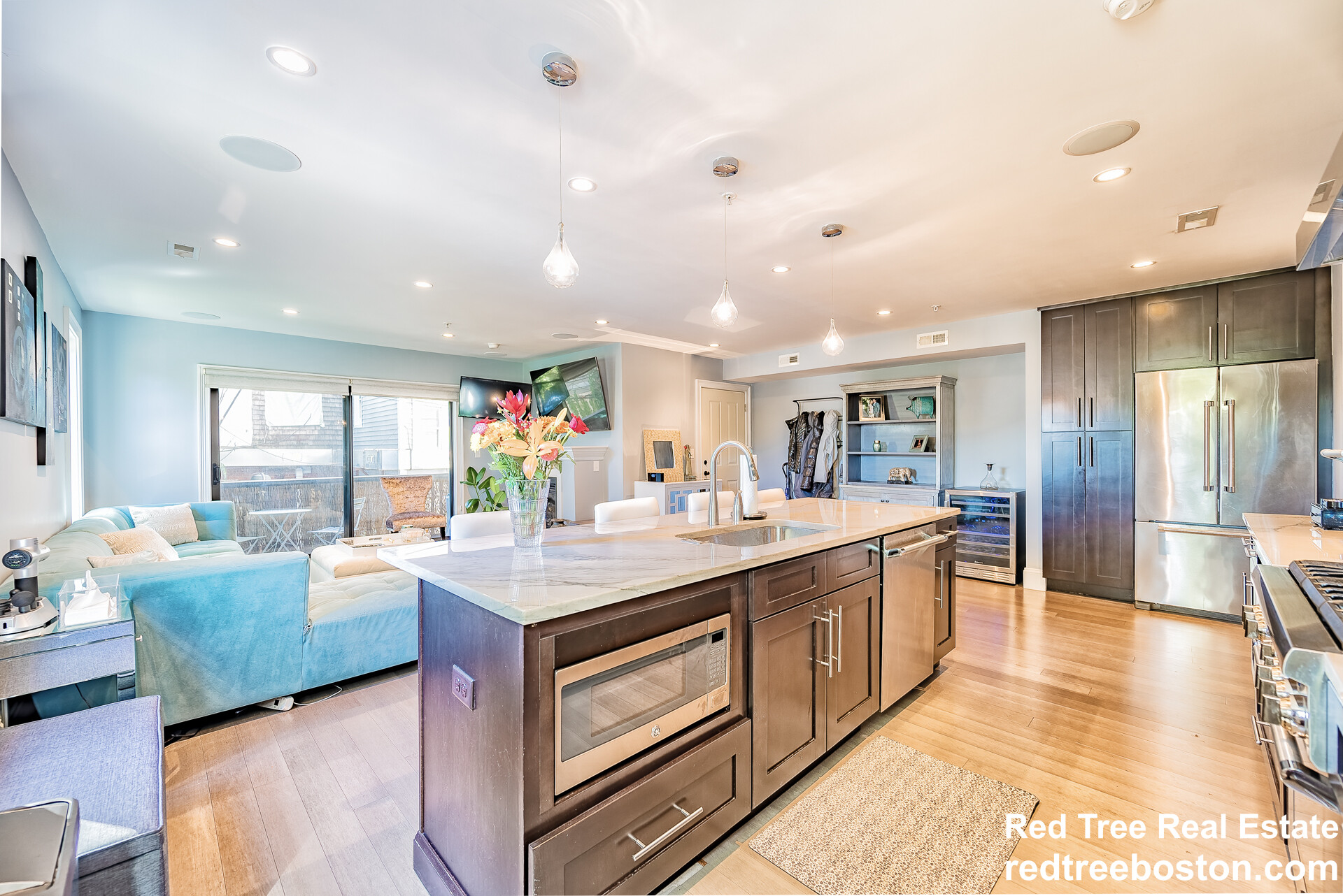 215 Athens St, South Boston