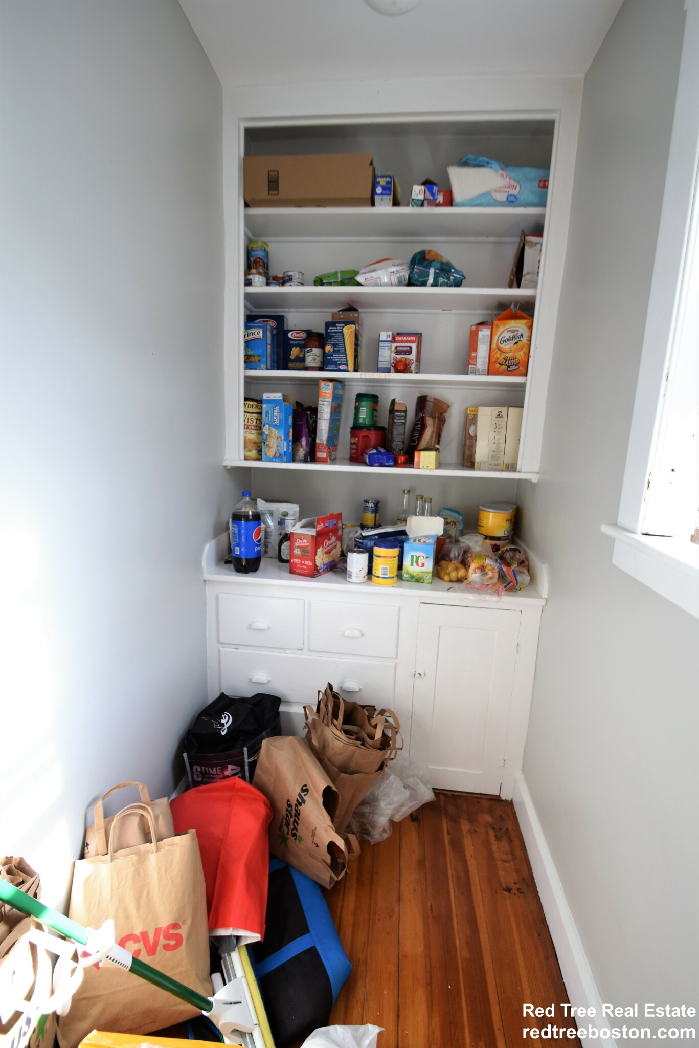 5 bed, 2 bath apartment for rent at 24 Crosby Rd Unit 1, Newton — photo 8 of 32