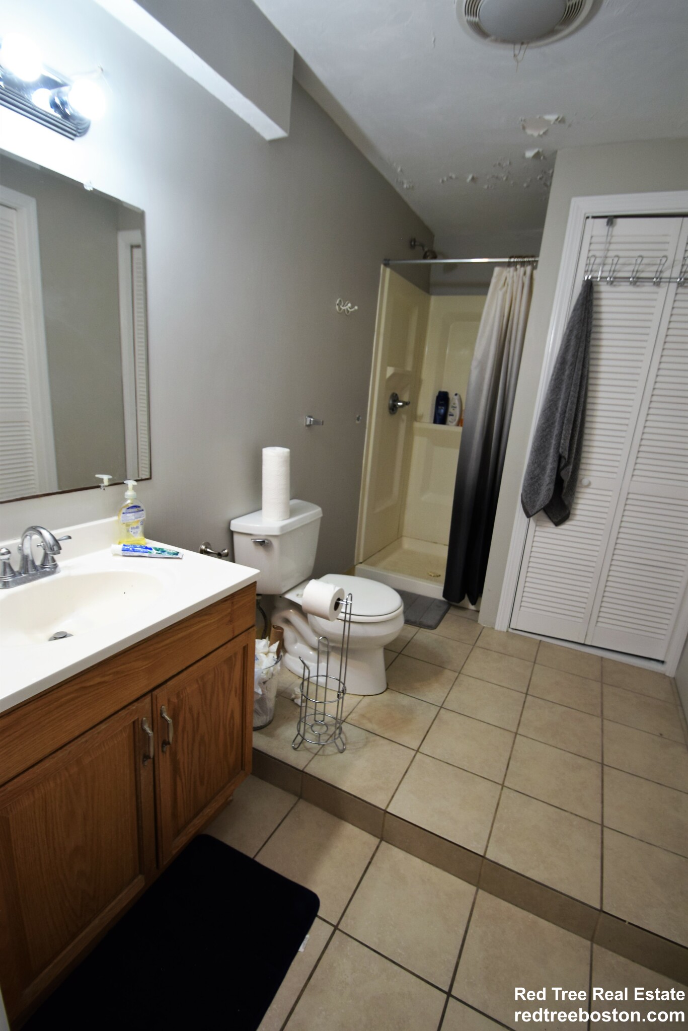 5 bed, 2 bath apartment for rent at 24 Crosby Rd Unit 1, Newton — photo 11 of 32