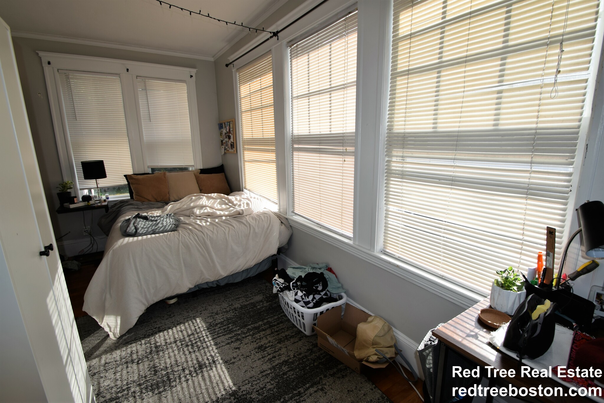 5 bed, 2 bath apartment for rent at 24 Crosby Rd Unit 1, Newton — photo 9 of 32
