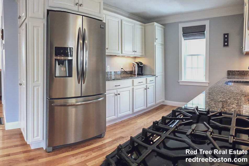 4 Mutton Ln, Weymouth