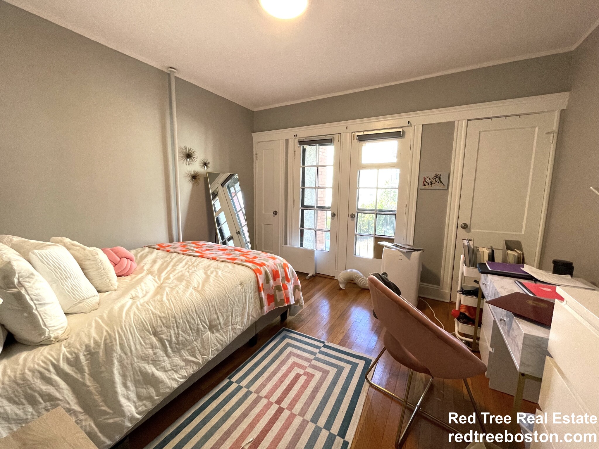 48 Englewood Ave, Brighton