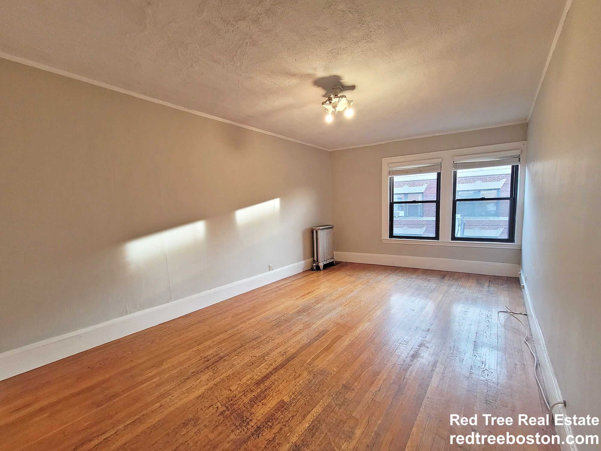 1 bed, 1 bath apartment for rent at 9 Sewall Ave Unit 308, Coolidge Corner — photo 1 of 8