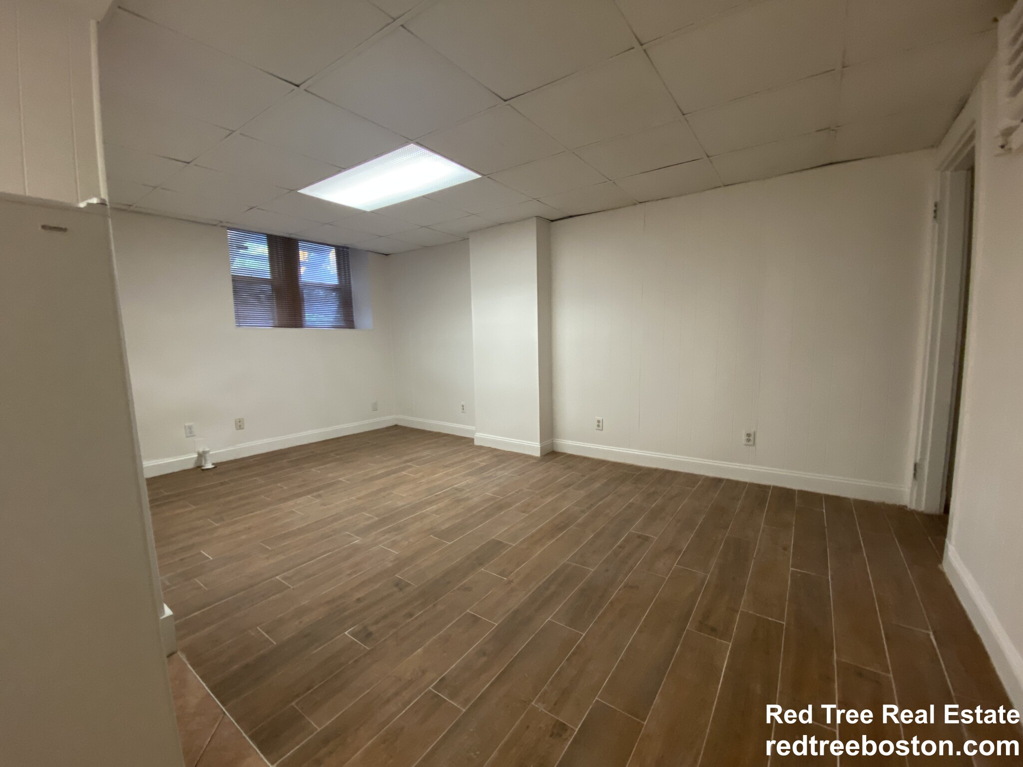 Studio bed, 1 bath apartment for rent at 1683 Beacon St Unit G, Brookline — photo 5 of 6