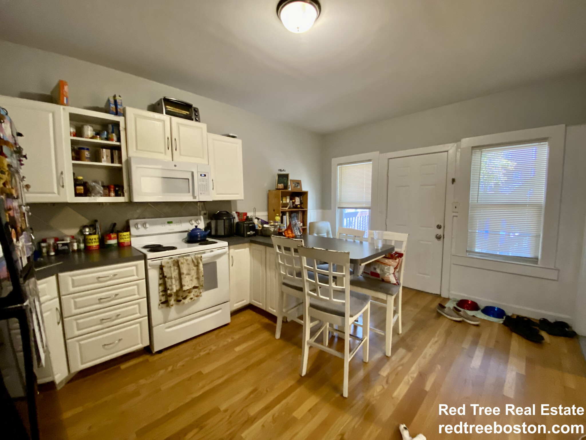 3 bed, 1 bath apartment for rent at 3140 Washington St Unit 2, Jamaica Plain — photo 3 of 13