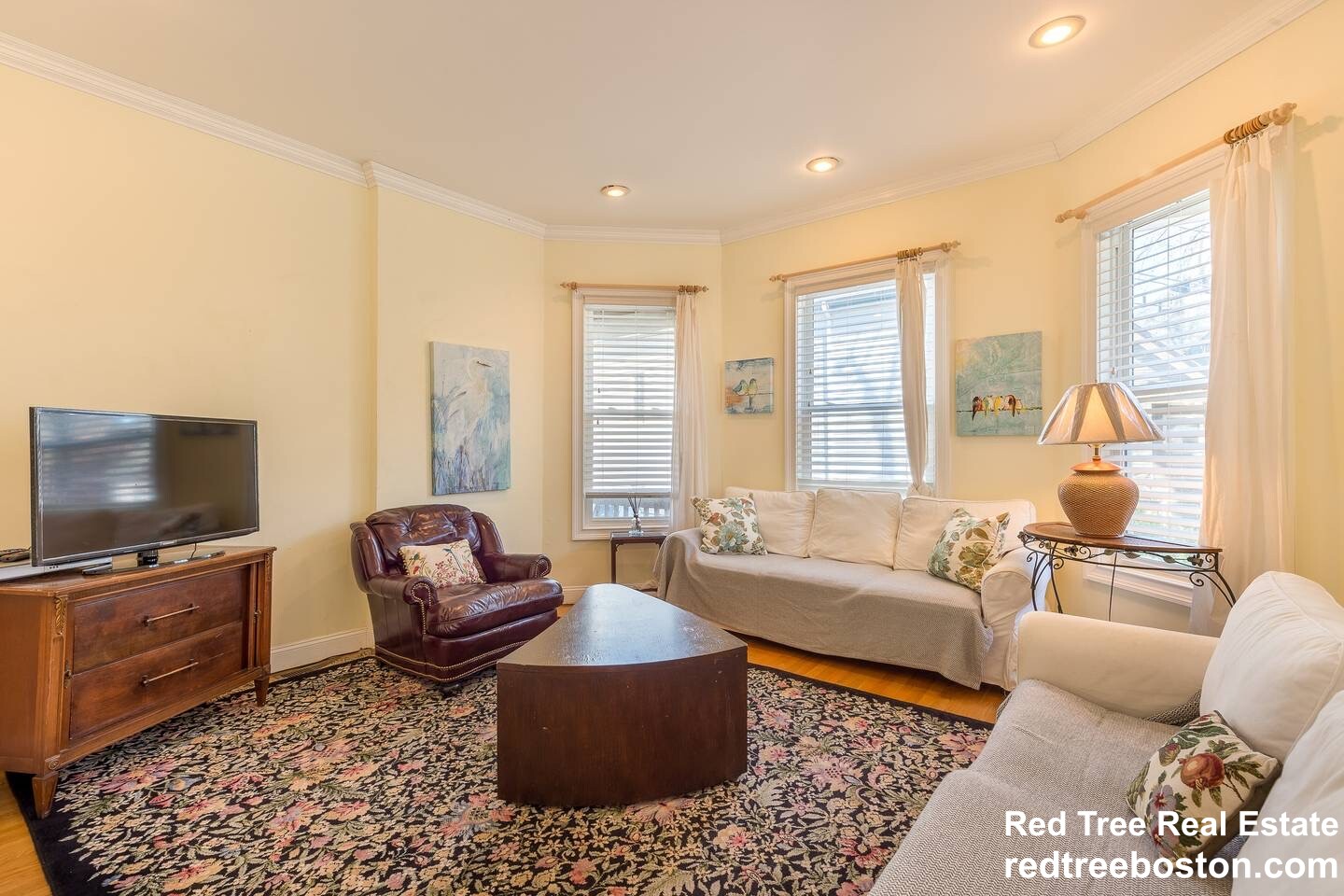 74 Georgia St, Roxbury