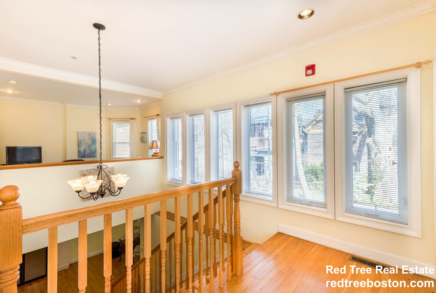 74 Georgia St, Roxbury