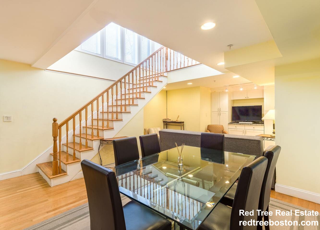 74 Georgia St, Roxbury