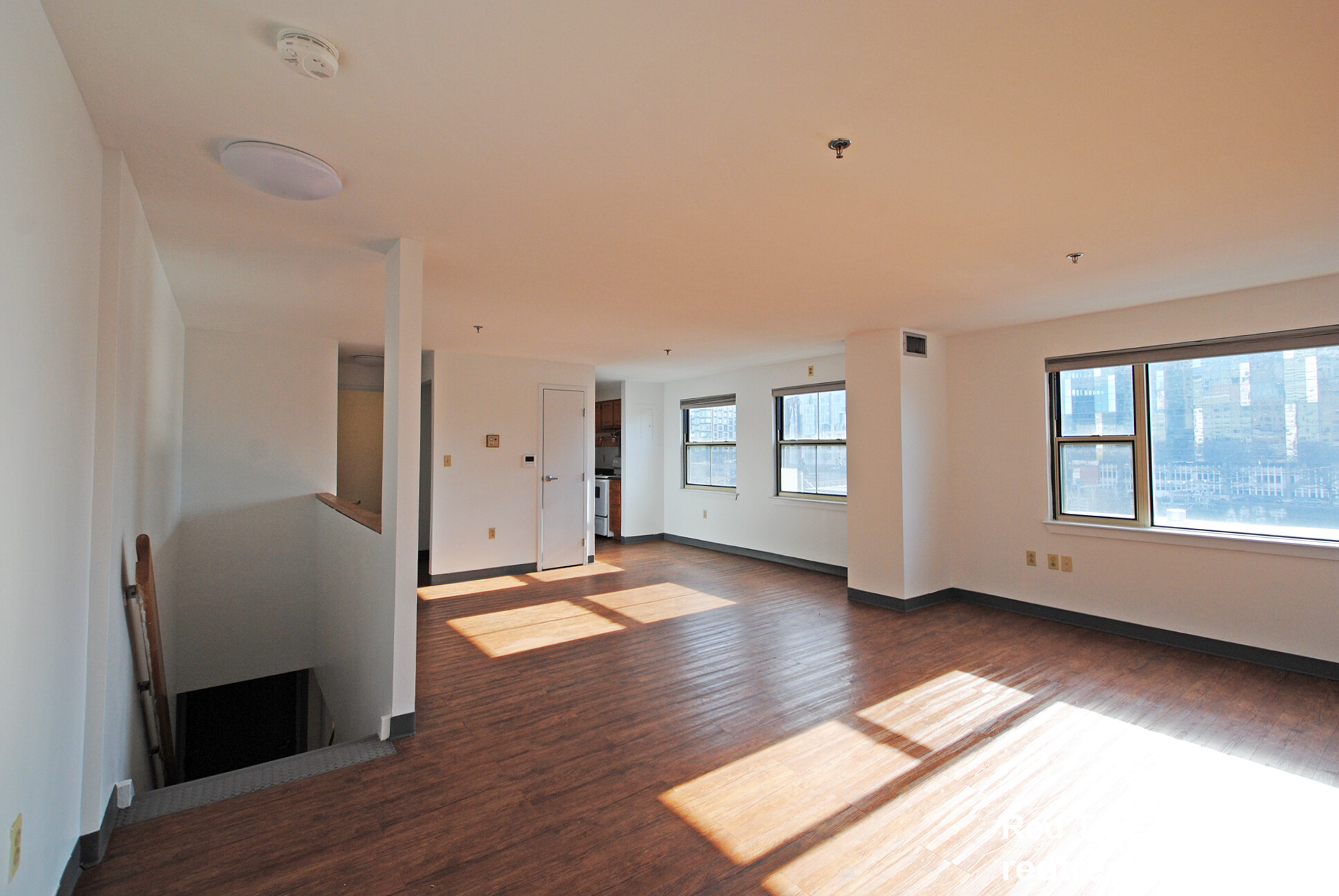 5 Pine St., Boston, MA - 4,700 USD/ month