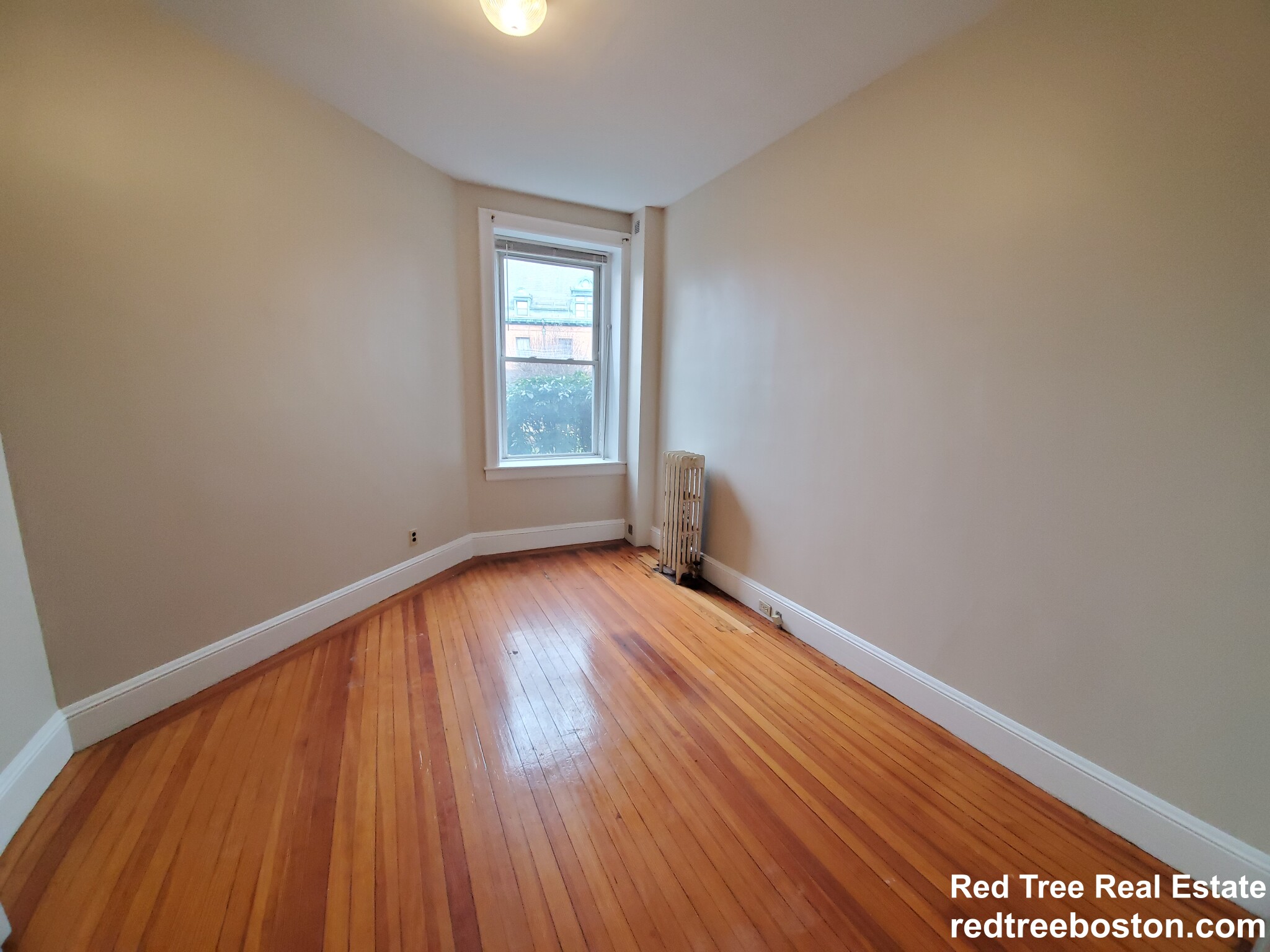 1 bed, 1 bath apartment for rent at 31 Herrick Rd Unit 2, Newton — photo 3 of 7