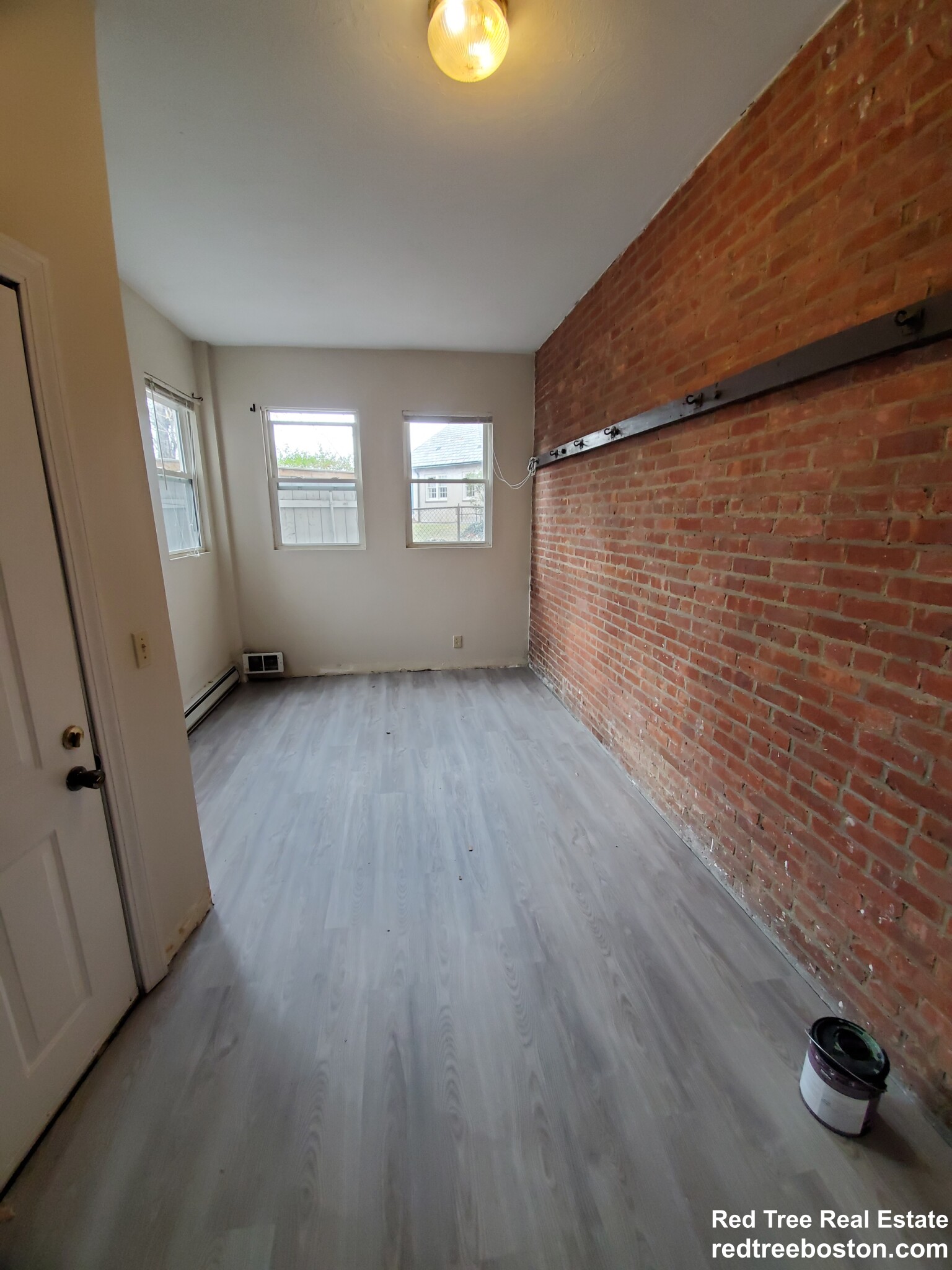 1 bed, 1 bath apartment for rent at 31 Herrick Rd Unit 2, Newton — photo 5 of 7