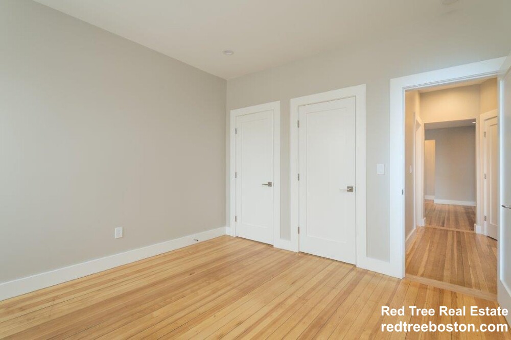 2 bed, 1 bath apartment for rent at 35 South St Unit 11, Brighton — photo 3 of 13