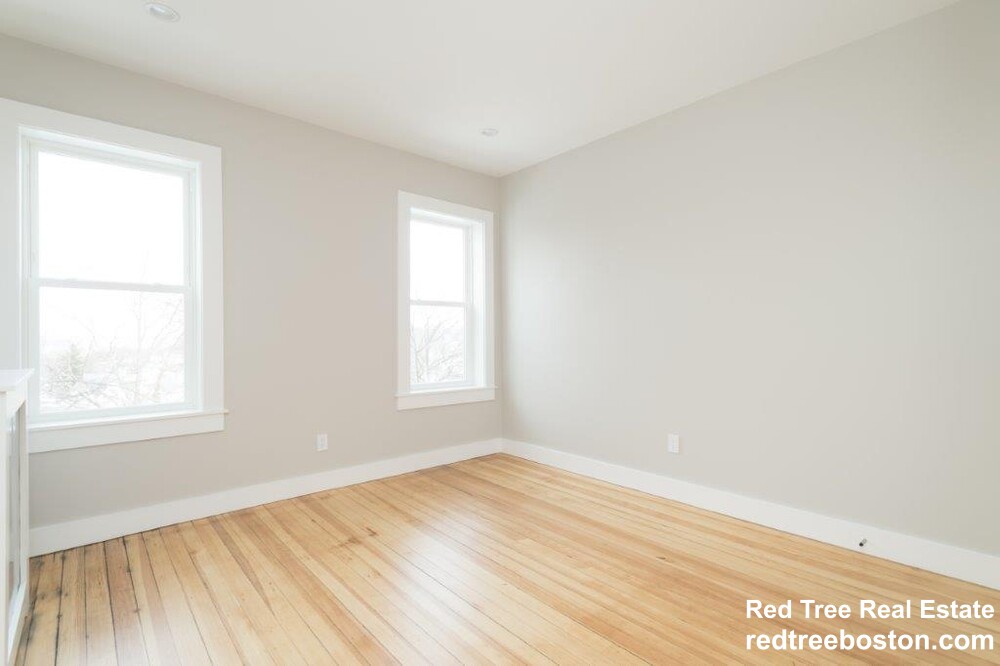 2 bed, 1 bath apartment for rent at 35 South St Unit 11, Brighton — photo 5 of 13