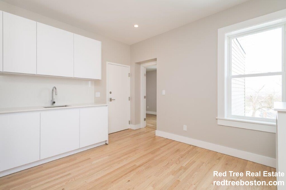 2 bed, 1 bath apartment for rent at 35 South St Unit 11, Brighton — photo 6 of 13