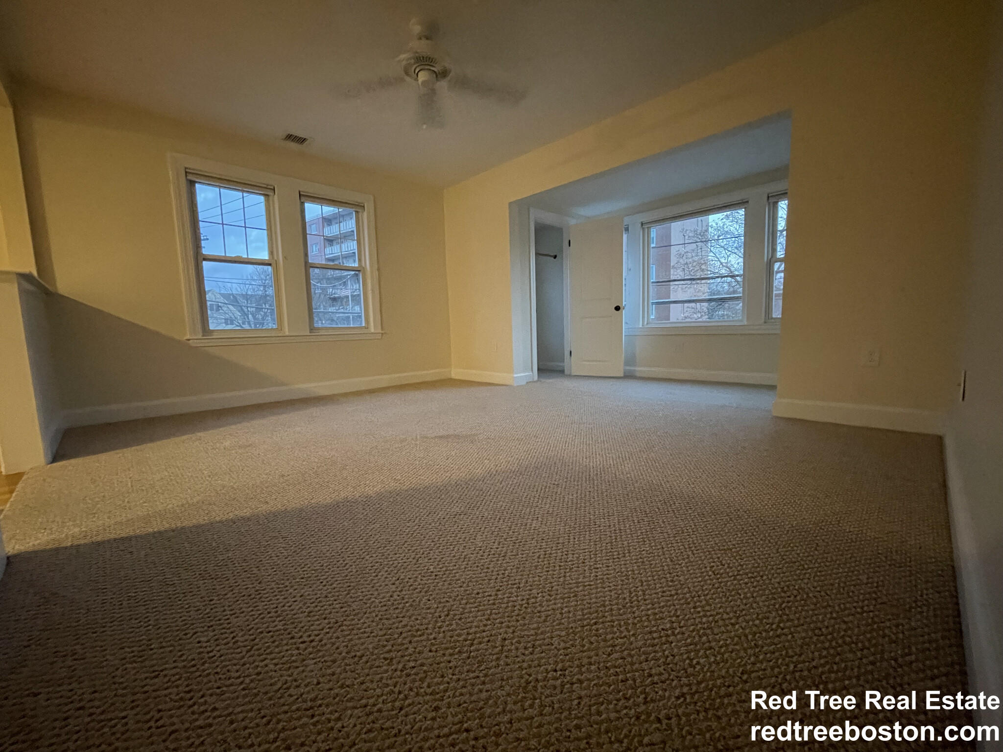 3 bed, 1 bath apartment for rent at 38 Waverley Ave Unit 1, Watertown — photo 2 of 13