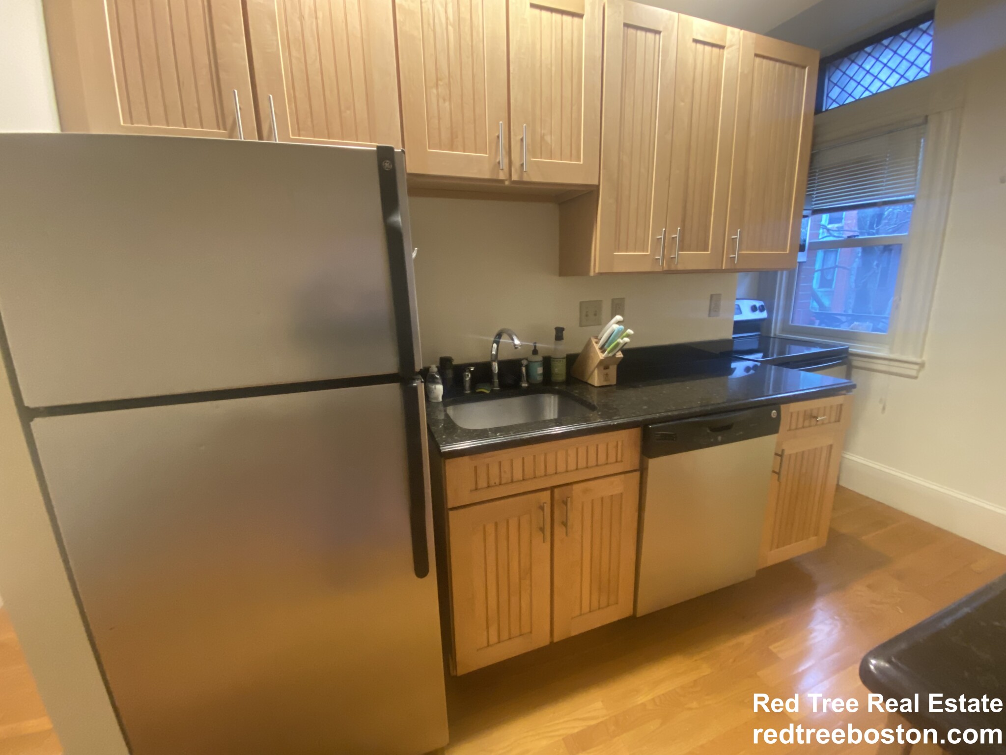 195 Commonwealth Ave, Back Bay