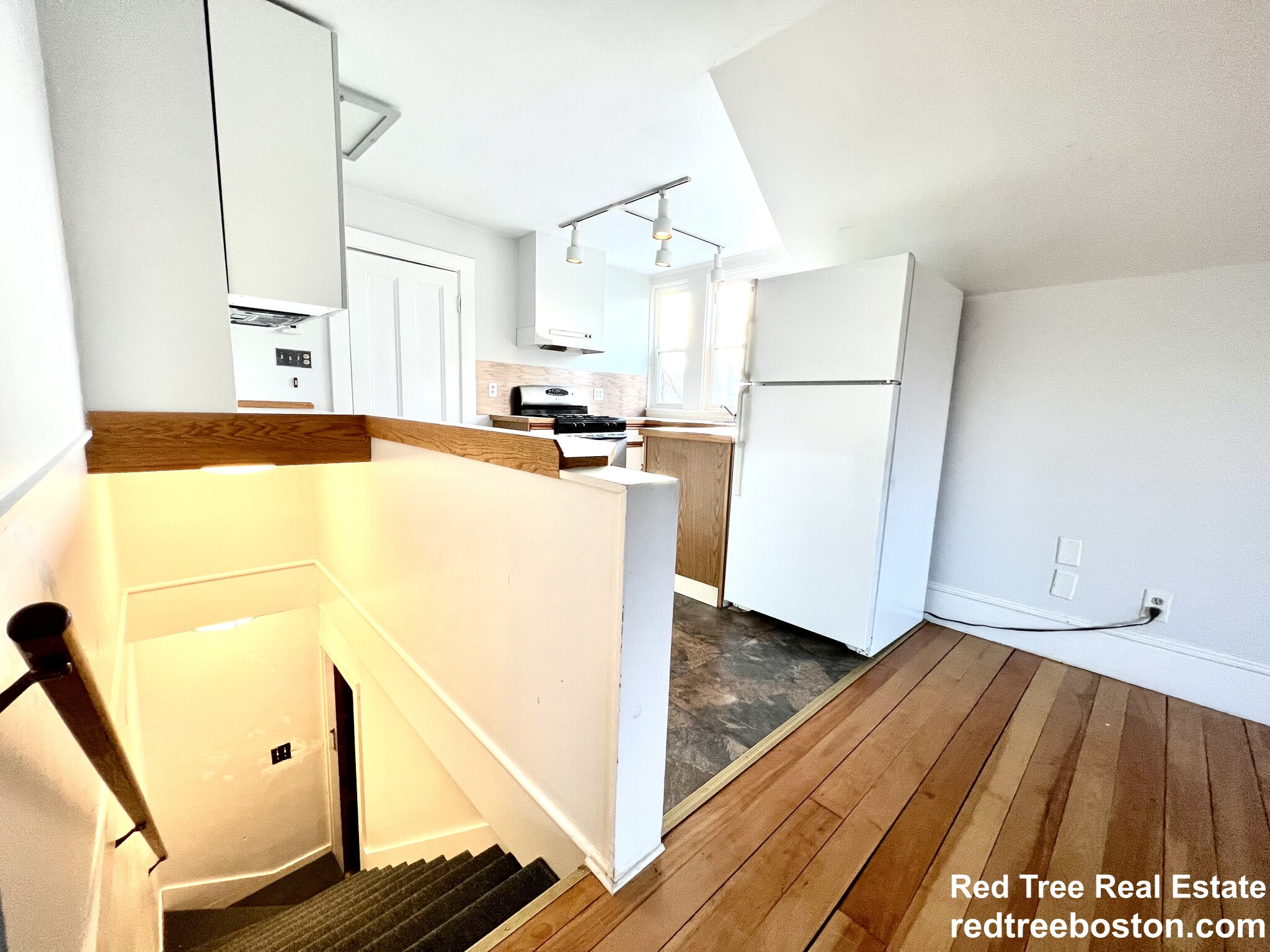 2 bed, 1 bath apartment for rent at 608 Franklin St Unit 5, Melrose — photo 14 of 14
