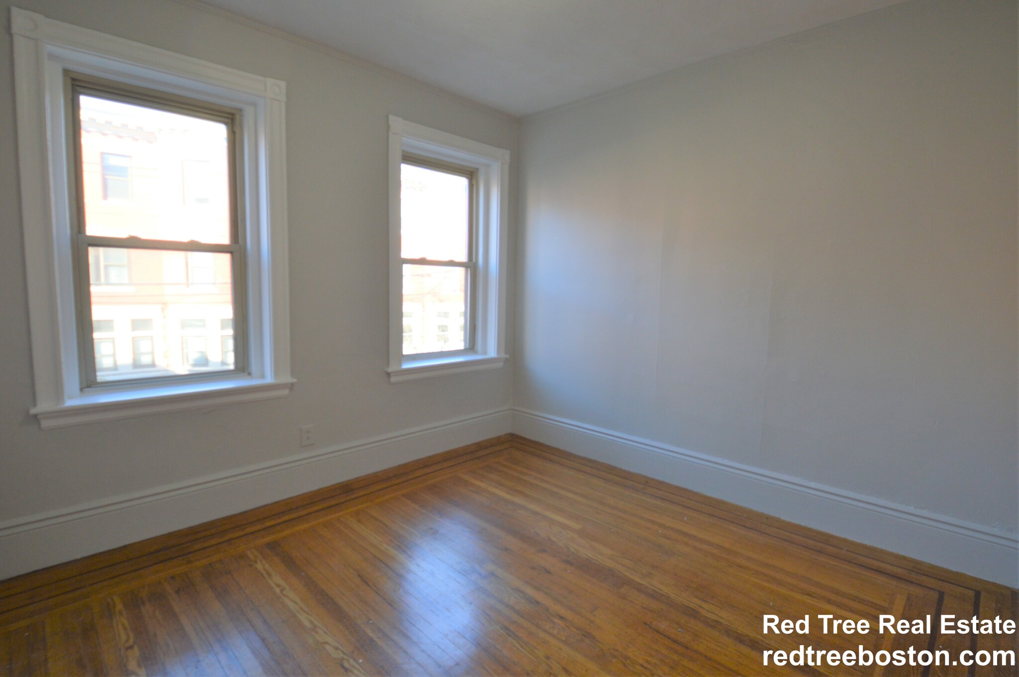 4 bed, 2 bath apartment for rent at 11 Park St Unit 4, Brookline — photo 16 of 31