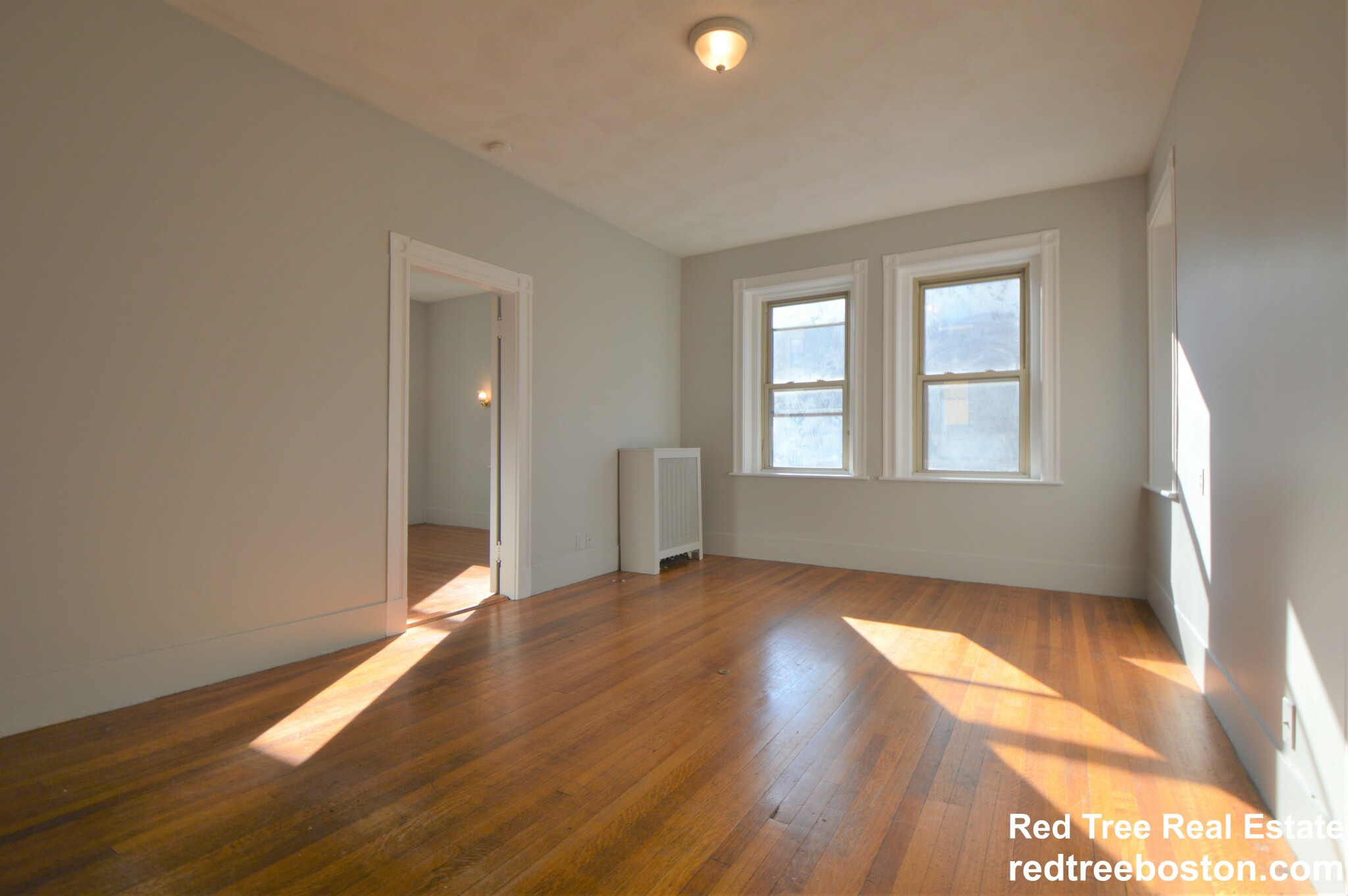 4 bed, 2 bath apartment for rent at 11 Park St Unit 4, Brookline — photo 20 of 31