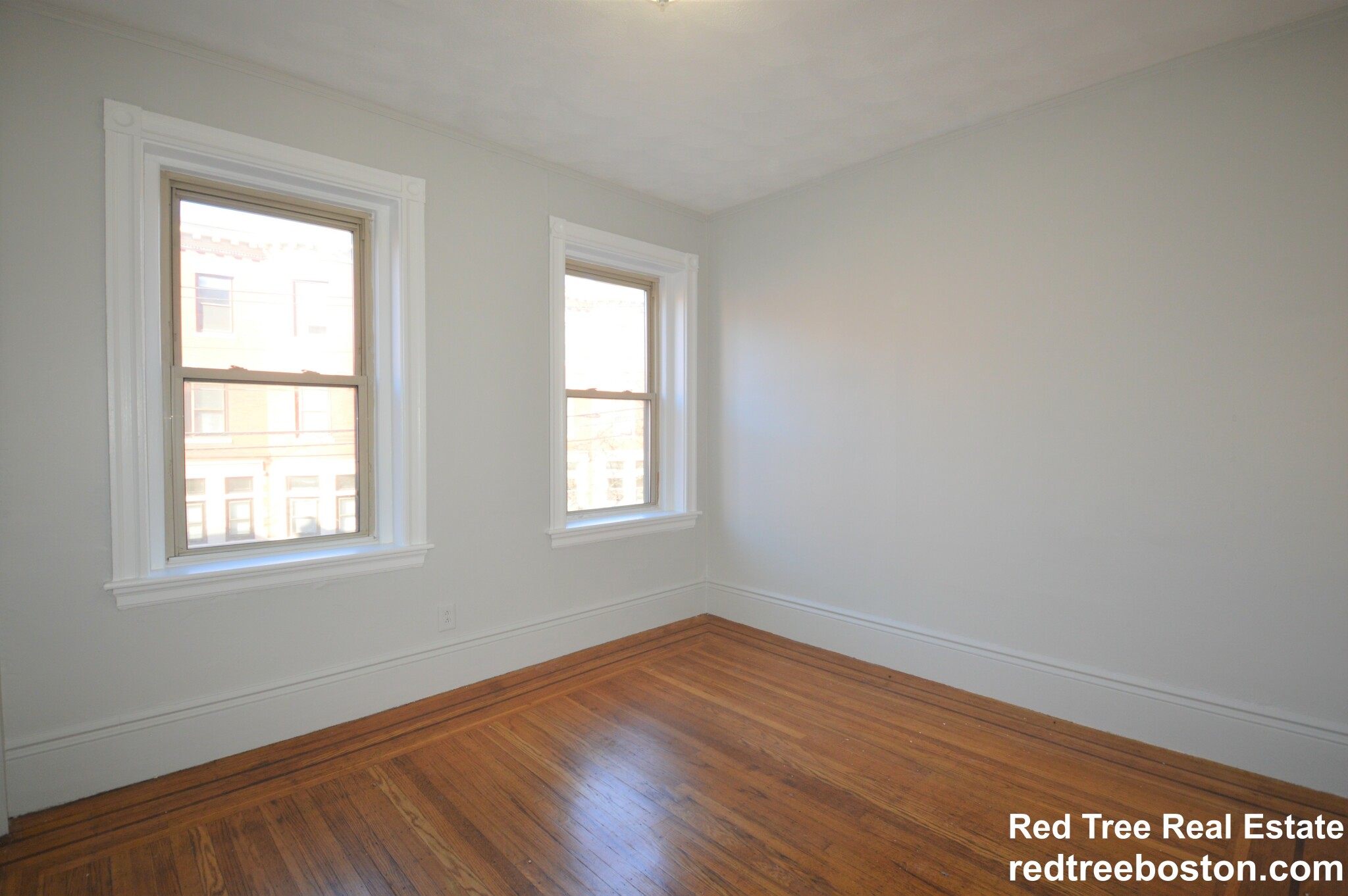 4 bed, 2 bath apartment for rent at 11 Park St Unit 4, Brookline — photo 14 of 31