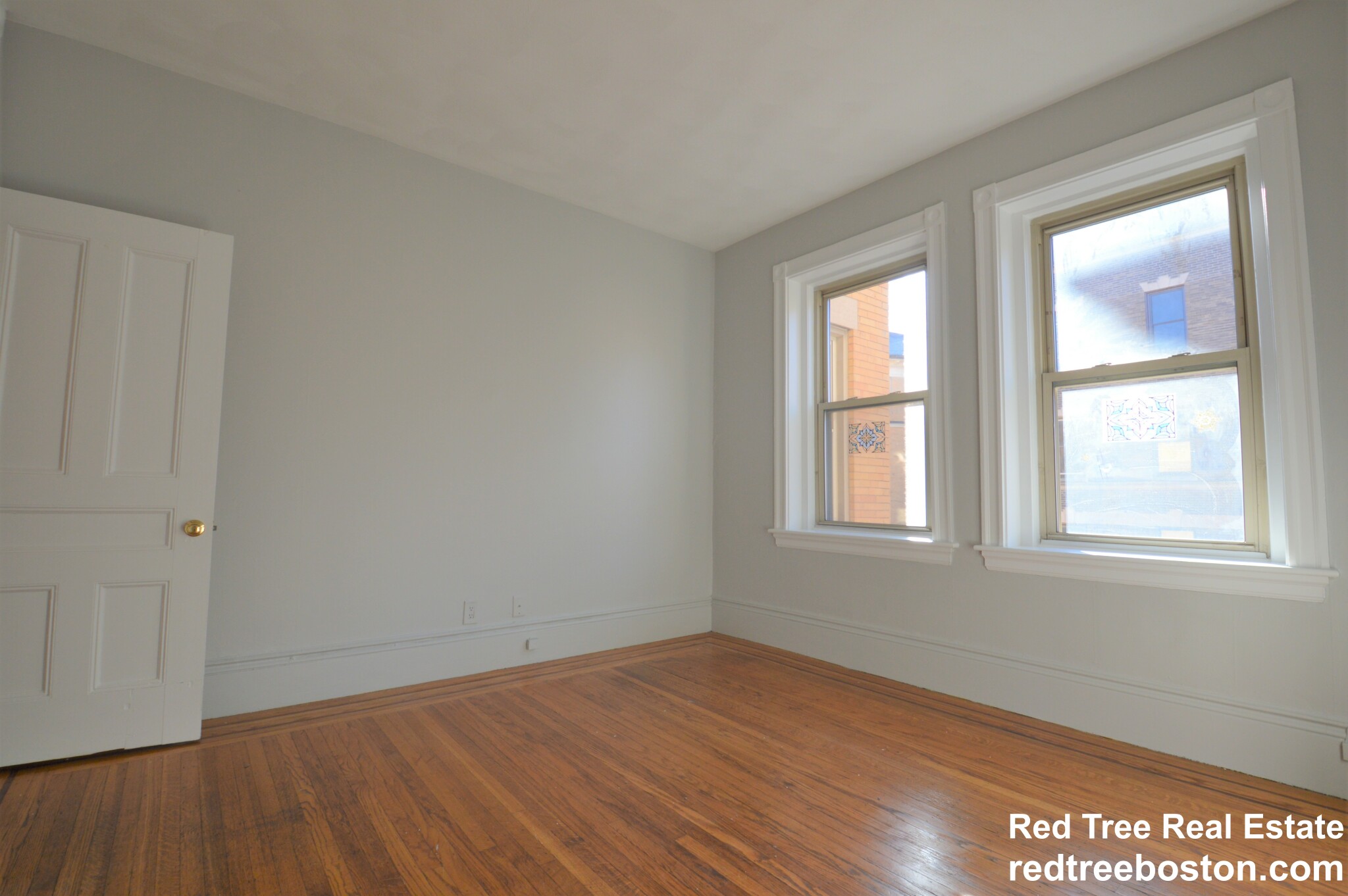 4 bed, 2 bath apartment for rent at 11 Park St Unit 4, Brookline — photo 18 of 31