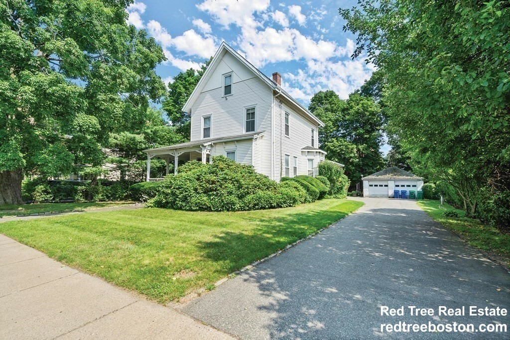 7 bed, 2 bath apartment for rent at 510 Watertown St, Nonantum