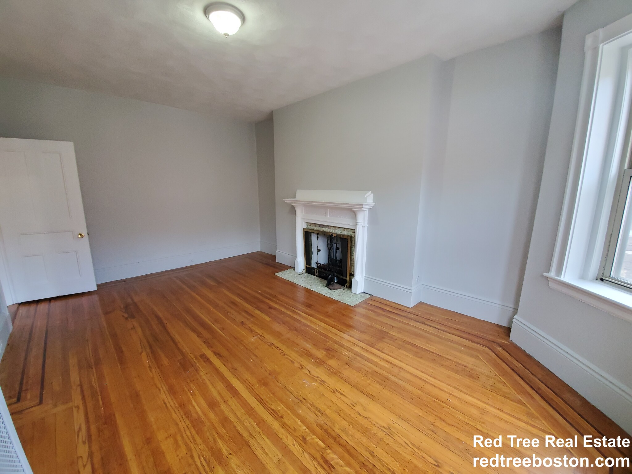 4 bed, 2 bath apartment for rent at 11 Park St Unit 4, Brookline — photo 3 of 31