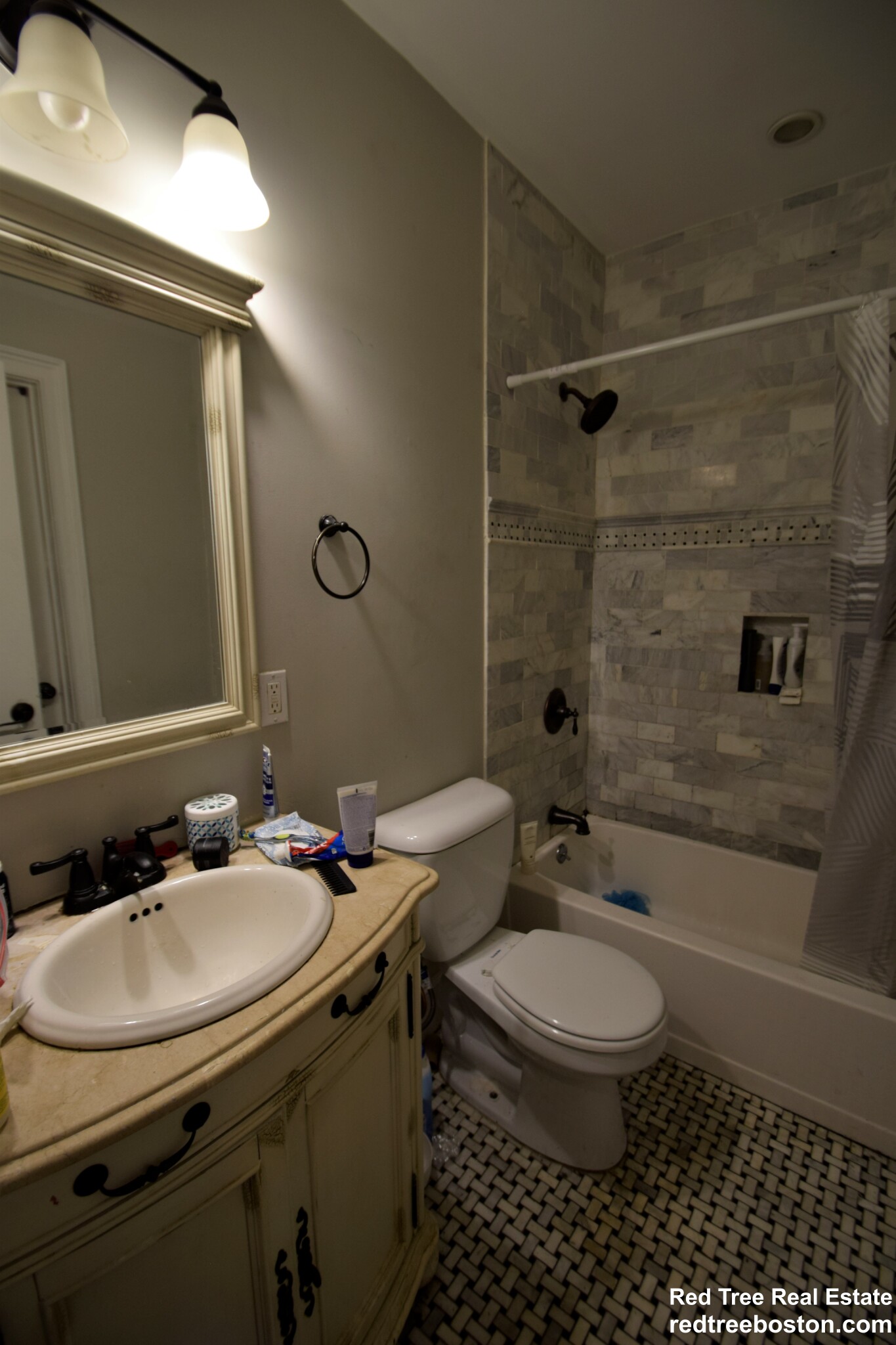 4 bed, 2 bath apartment for rent at 4 Judge St Unit 1, Mission Hill — photo 11 of 29