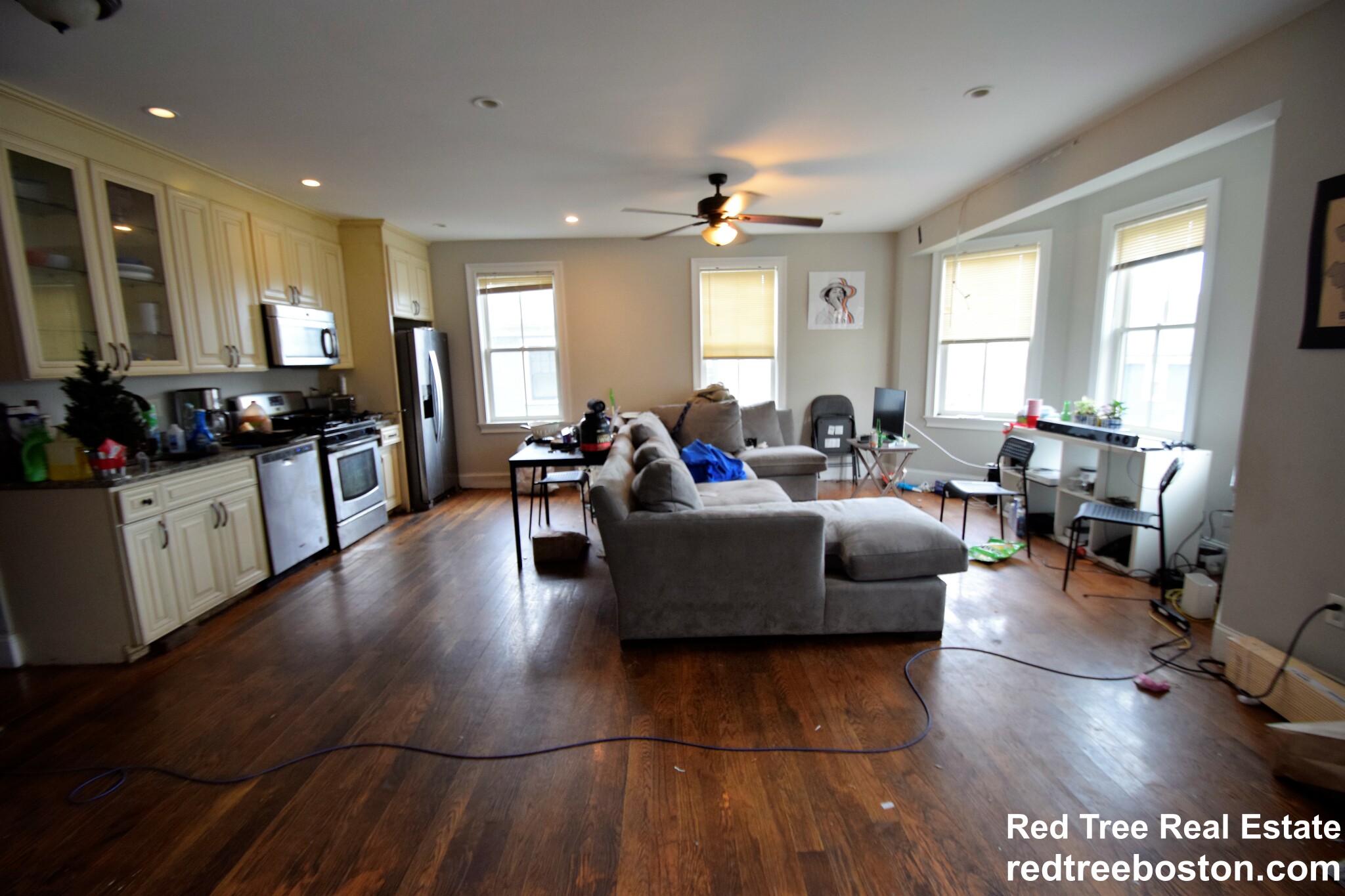 4 bed, 2 bath apartment for rent at 4 Judge St Unit 1, Mission Hill — photo 4 of 29