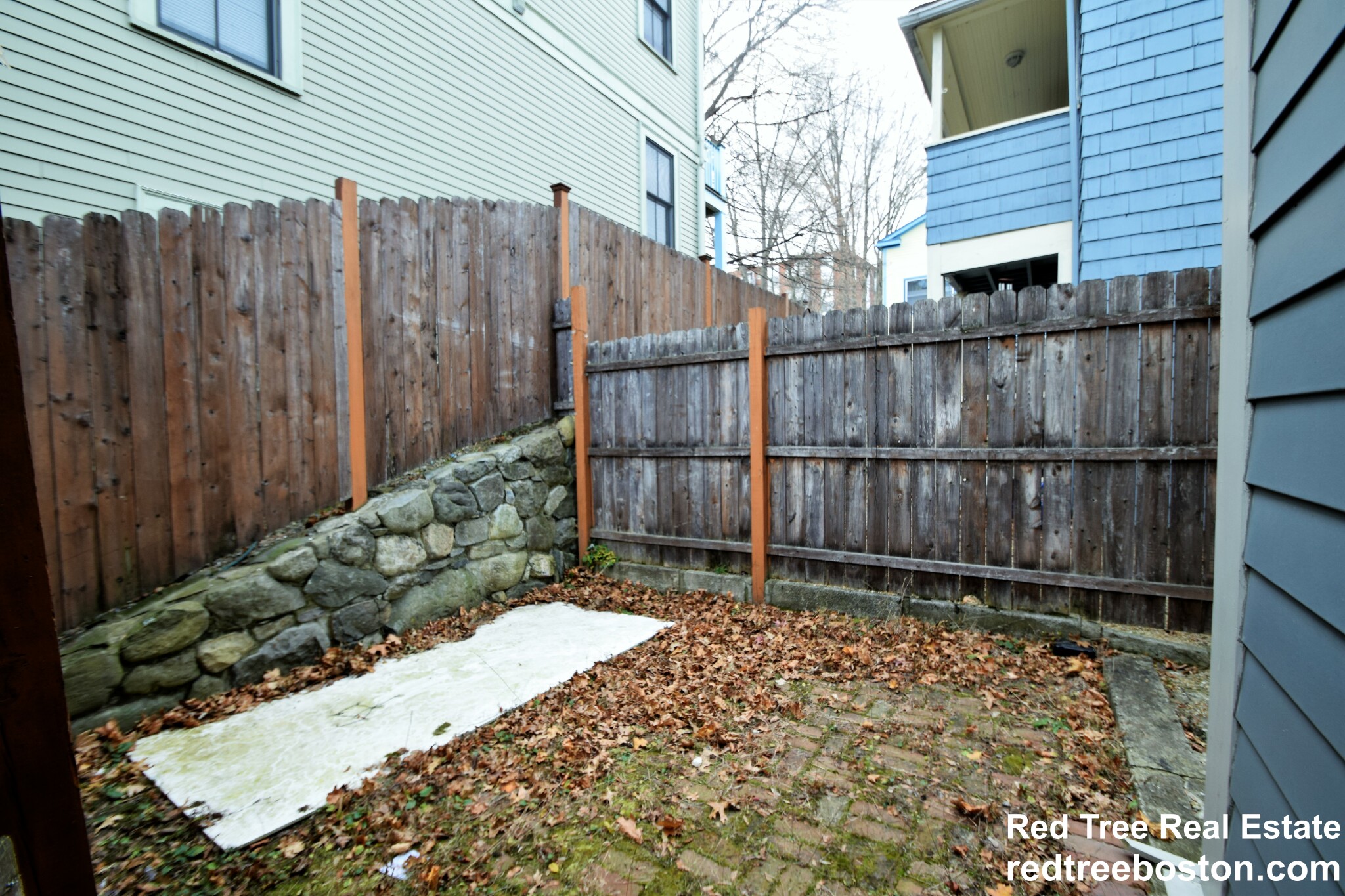 5 bed, 2 bath apartment for rent at 2 Iroquois St Unit 1, Mission Hill — photo 18 of 41