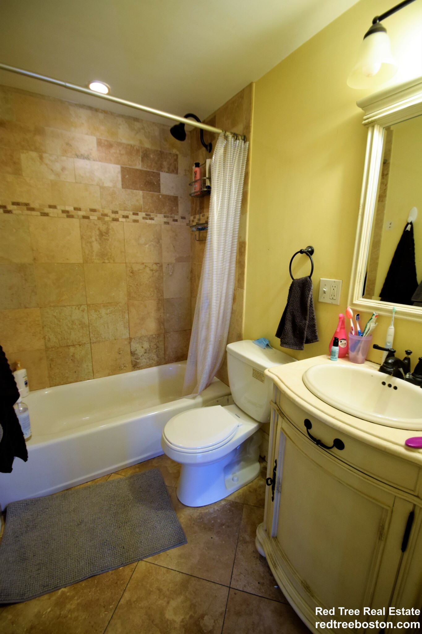 5 bed, 2 bath apartment for rent at 2 Iroquois St Unit 1, Mission Hill — photo 14 of 41