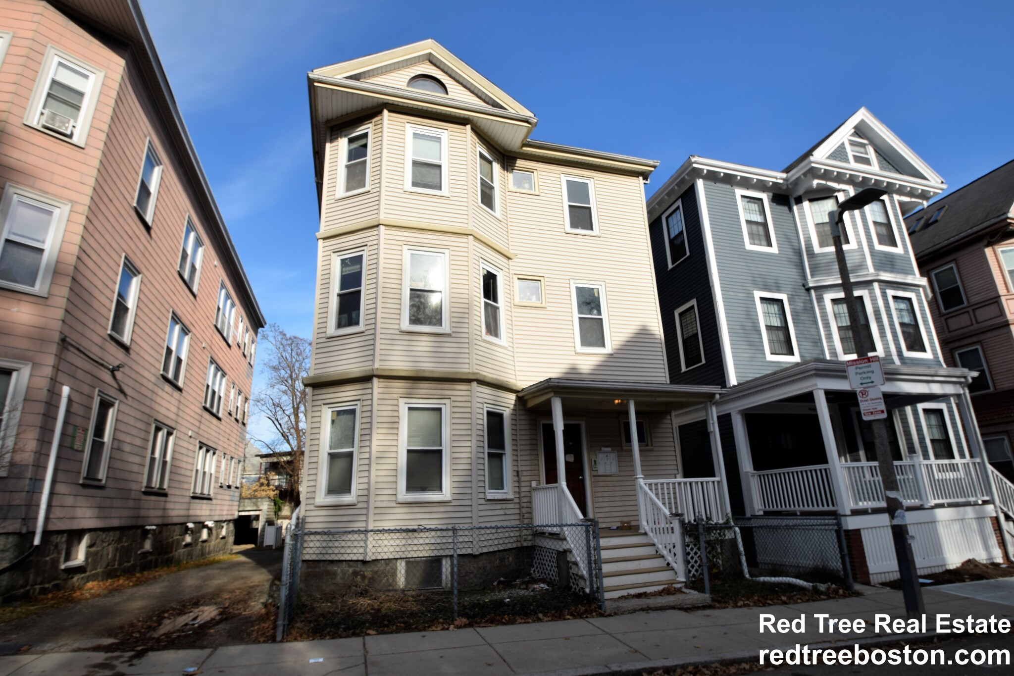 93 Hillside St, Mission Hill