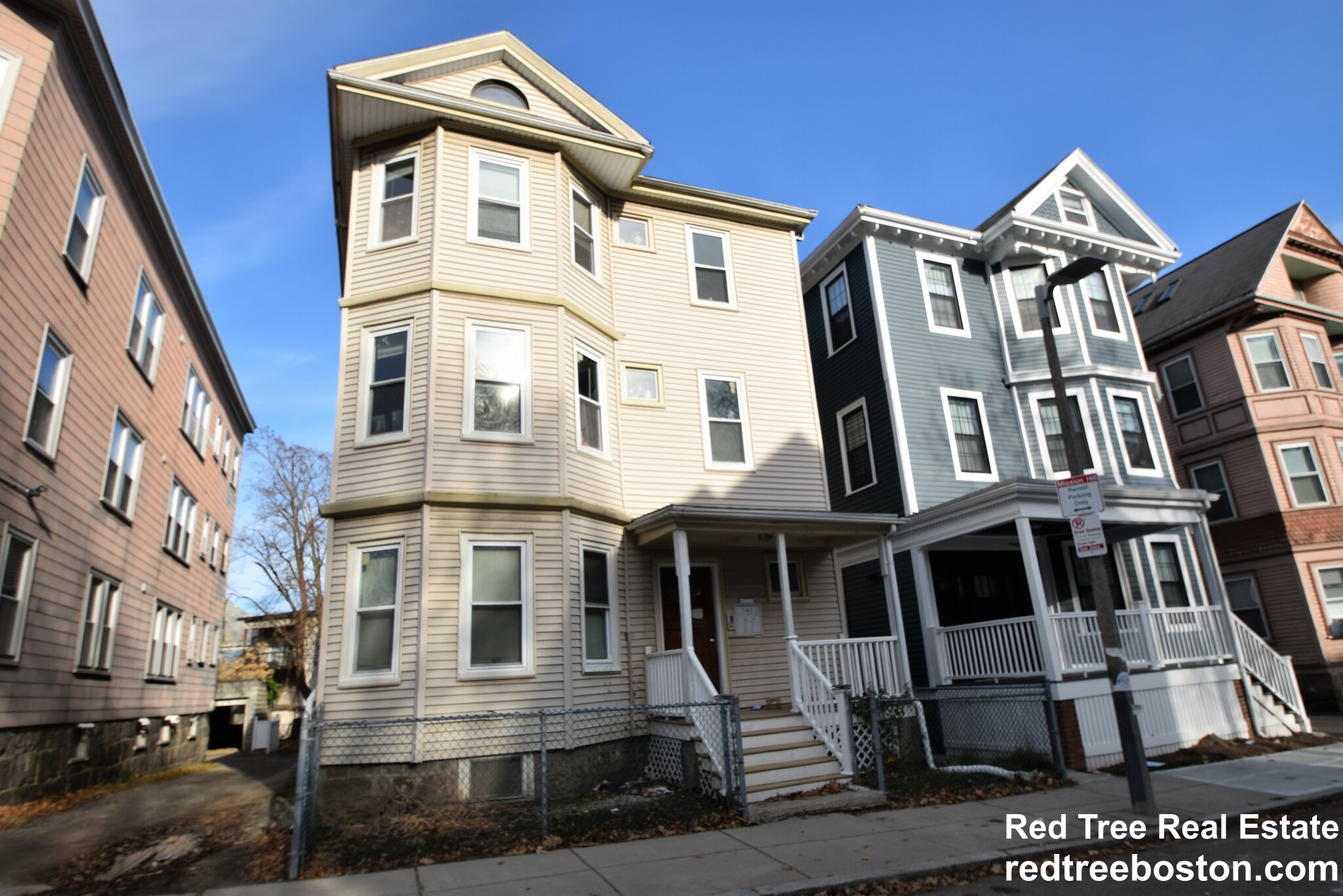 93 Hillside St, Mission Hill