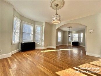 3 bed, 2 bath apartment for rent at 40 Amherst St Unit 40, Roslindale — photo 4 of 25