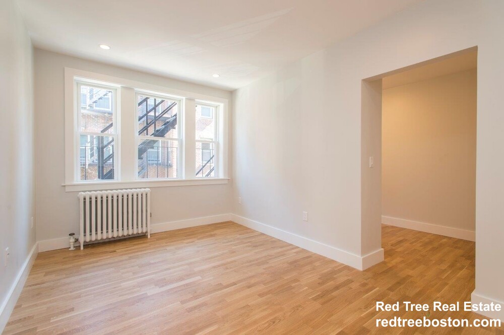 Studio bed, 1 bath apartment for rent at 138 Highland Ave Unit 14, Winter Hill — photo 2 of 9